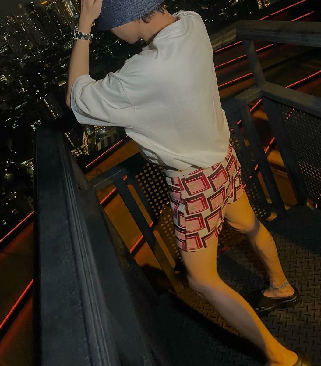 Actualización de <a href="/AtthaphanP/">ATTHAPHAN PHUNSAWAT</a> en Instagram
[13/02/2022]
#offgun #gun #offgunfamily #offguncouple #offgunisreal #offgunmoment #ออฟกัน #กัน #gunatthaphan #gun_atthaphan