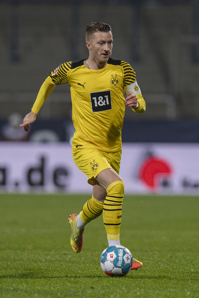 buzz09app's tweet photo. Abpfiff in Berlin.
Der BVB gewinnt deutlich mit 3:0 durch Reus-Doppelpack.
#BVB #FCUBVB #Buzz09 #Buzz09app https://t.co/30d8qoH4py
