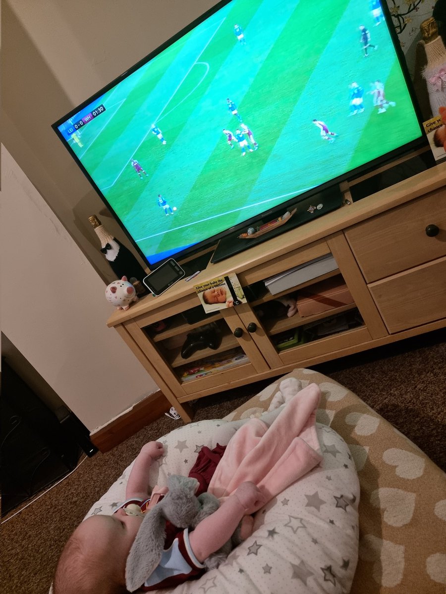 Zoe_Stratford's tweet image. My little girl already a big fan. Only thing she will watch and be quiet to. Start her young #COYI #littlehammer