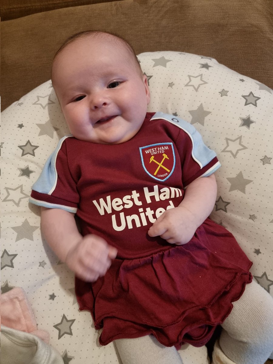 Zoe_Stratford's tweet image. My little girl already a big fan. Only thing she will watch and be quiet to. Start her young #COYI #littlehammer