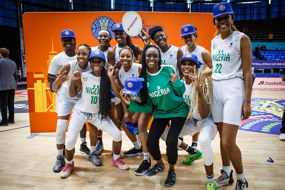 obenaengc's tweet photo. Nigerian Basketball Stars D'Tigress off to Female Basketball World Cup in Australia

#damabhisports https://t.co/y5pNkmiKmp