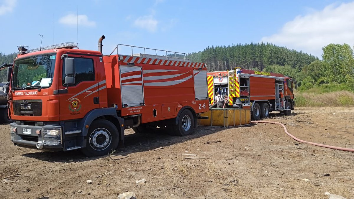 Durante toda la noche continuaron los trabajos de nuestra unidad Z-6 en la localidad de mulchen por Alarma Forestal, a esta hora apoyando Alarma Forestal sector Palomares Concepción