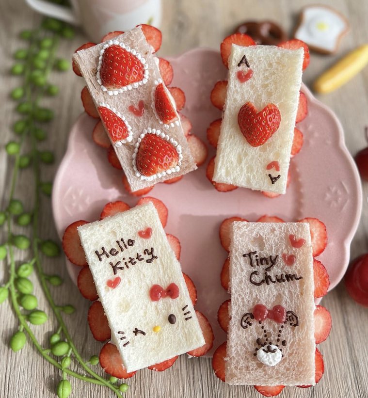 cute strawberry sandwiches 🍓🥪