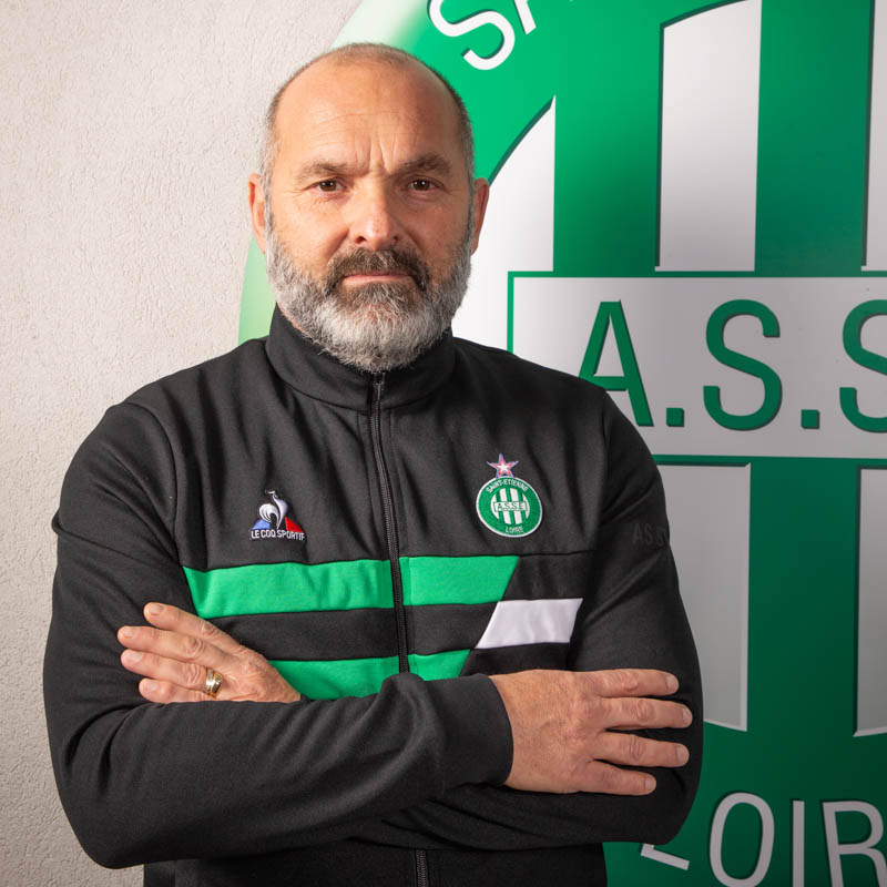 PiedsCarres's tweet photo. Quelqu'un peut m'expliquer pourquoi les plus grands coachs de l'histoire sont tous chauves ? https://t.co/6u0FBS7KAB