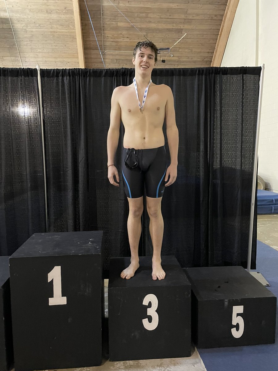 GSwimandDive's tweet photo. Pat came in 3rd for the 500 free and 6th in the 100 breast at sectionals! Onto the girls at 3pm! https://t.co/V3tuyZC9er