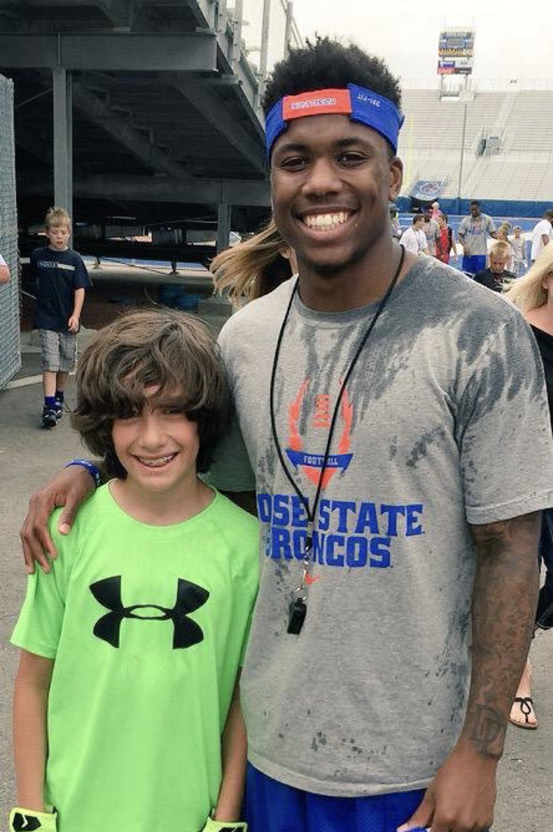 Good luck to our guy <a href="/AyoItsND/">Donte Deayon</a> today! Let’s get that 💍!