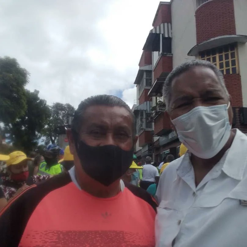 CiudadanosCoche's tweet photo. #DiaDeLaJuventud | Junto al Presidente (E) @jguaido, por los jóvenes que siguen dando la lucha por la Libertad
@VoluntadPopular 
@VPA_Ccs https://t.co/gULtMVNJM6