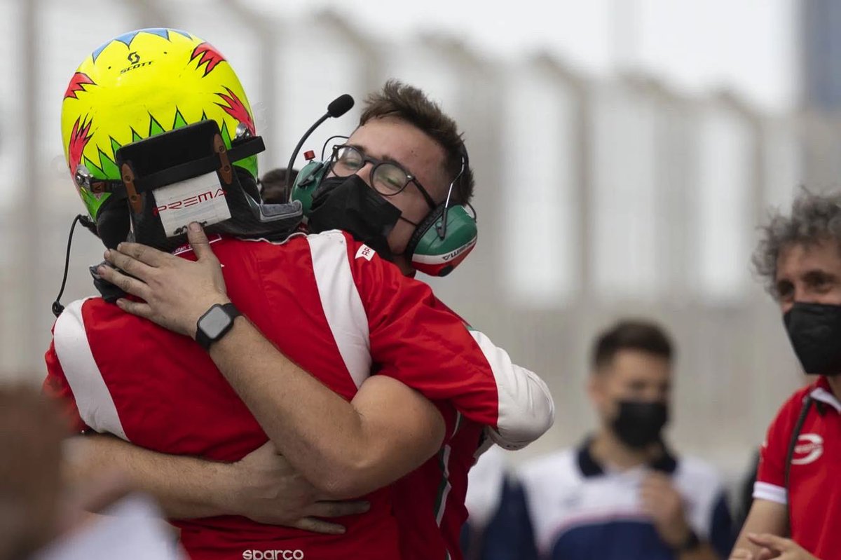 WurzCharlie's tweet photo. Winner winner chicken dinner 🥇🏆
#premapowerteam #F4UAE https://t.co/b9i48kpknm