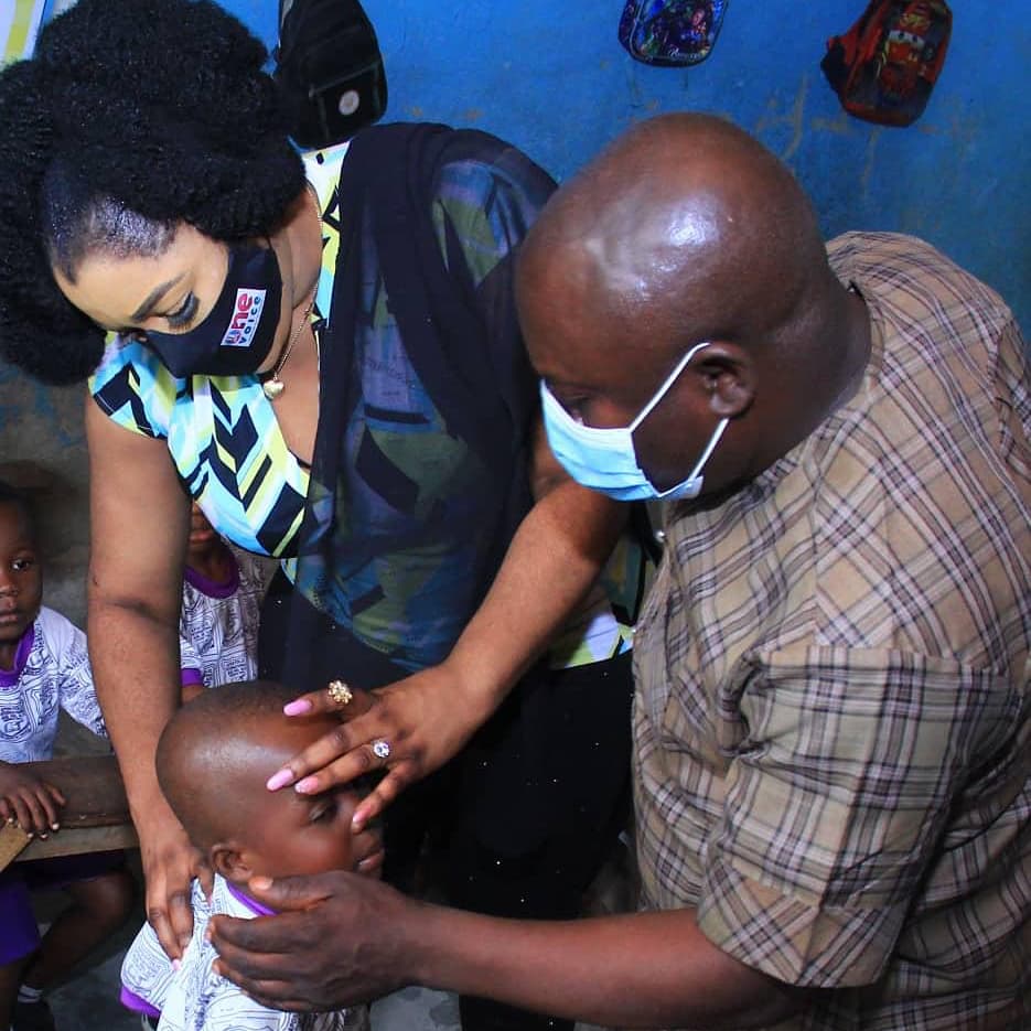 Cholera Outbreak; Cross River State Government Steps Up Surveillance, Donates Preventive Materials To Residents.
weetalknaija.com.ng/news/cholera-o…
<a href="/edu_betta/">Betta Edu</a> 
<a href="/CRSPHCDA1/">CRSPHCDA</a> 
<a href="/UNICEF/">UNICEF</a> 
<a href="/WHO/">World Health Organization (WHO)</a> 
<a href="/NtemEngr/">Engr Chris Ntem</a>