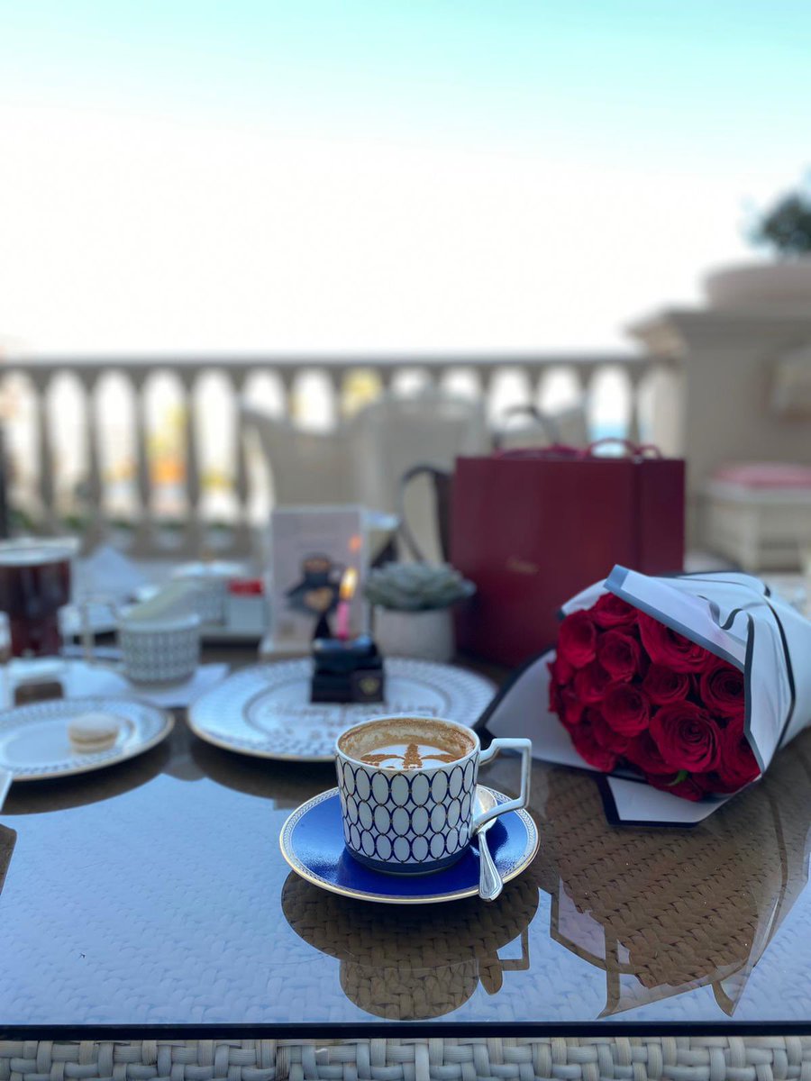 2017Vactory's tweet image. وداعًا يا عام انقضى بكل ما فيه ، مُمتنة لمرحلة الوعي التي وصلت لها لأهدافي التي تحققت  لكل لحظة مُمتنة لعامي السابق بِكل ما منحني إياه من فرح وسعاده ممتنة لعامي الجديد بكل مايحمله من الحب والجمال والسلام، اللهم اروي أيامي بغيوم الفرح واجعل أعوامي سعيدة 🤍
 #عيد_الحب