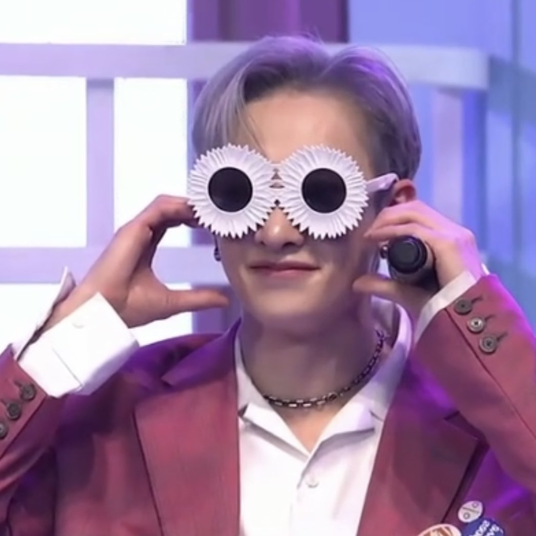 cheek heart 🤏🏼 #방찬 #bangchan