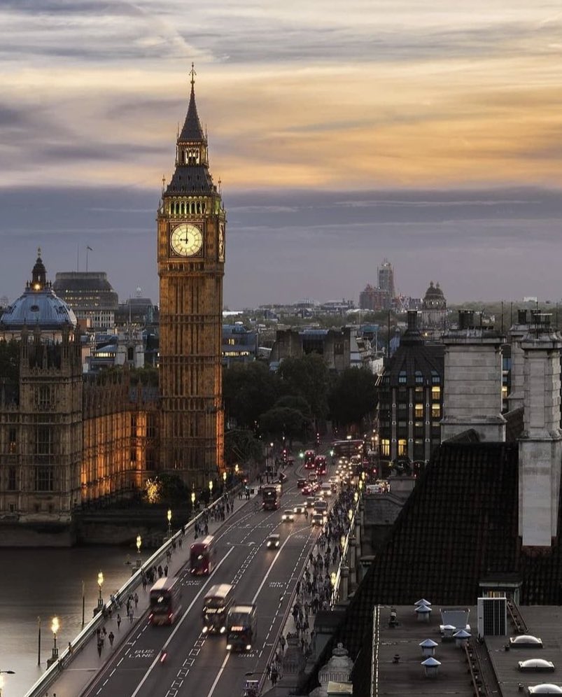 W0rld2026's tweet image. London