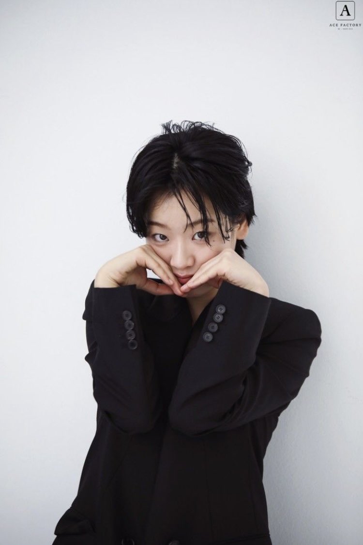 LeeJooYoungpic's tweet photo. HAPPY BIRTHDAY 🥳 
#JOOYOUNGDAY #HappyBirthdayJooYoung #HappyJooYoungDay #Jooyoung #이주영 https://t.co/zcT2UMkUjw