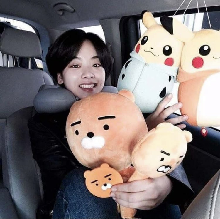 LeeJooYoungpic's tweet photo. HAPPY BIRTHDAY 🥳 
#JOOYOUNGDAY #HappyBirthdayJooYoung #HappyJooYoungDay #Jooyoung #이주영 https://t.co/zcT2UMkUjw
