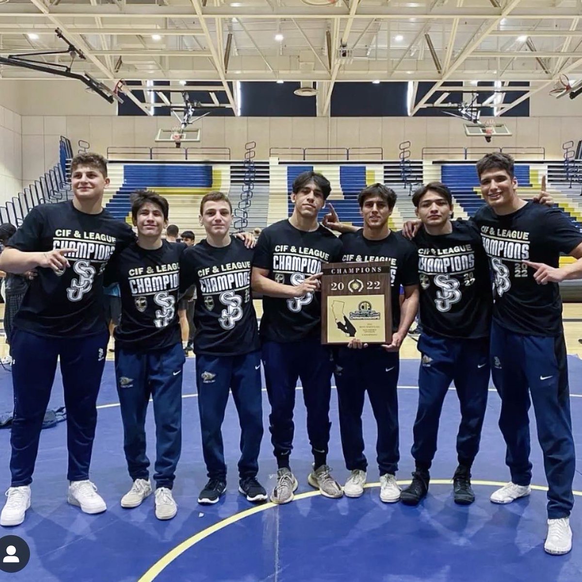YOUR 2022 CIF CHAMPS! Congratulations to our incredible wrestlers! 10 Braves will be advancing to the Masters. #GOBRAVES