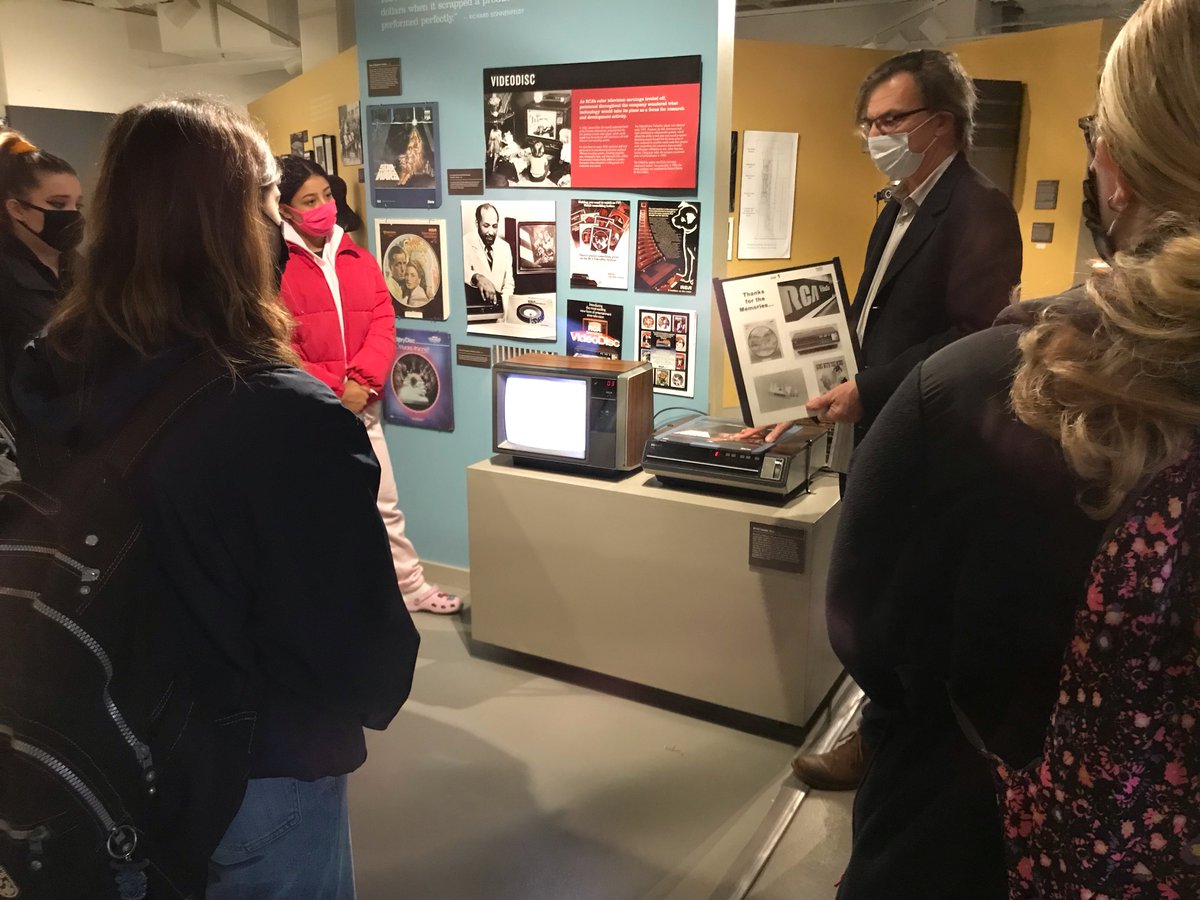 TCNJSarnoff's tweet photo. Every year the Sarnoff offers many tours and special events for classes on campus and community groups, we've already hosted 50 guests!
Open Wednesdays from 1pm-5pm and Sundays from 1pm-3pm or by appointment email, sarnoff@tcnj.edu
#tcnj #sarnoffcollection #tcnjcommstudies https://t.co/YYQgLnQAcZ