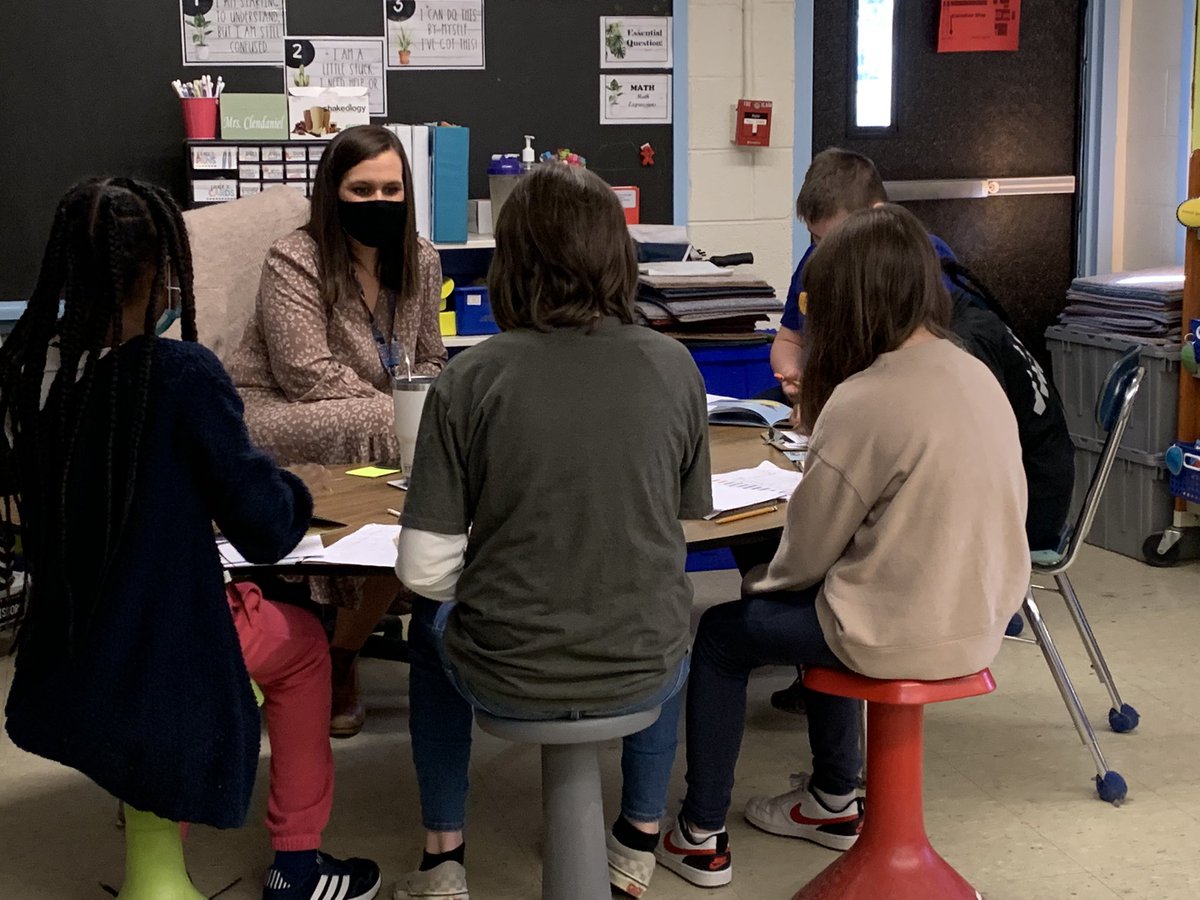 Working hard in small groups! 📚 <a href="/MegClendaniel/">Meg Clendaniel</a>