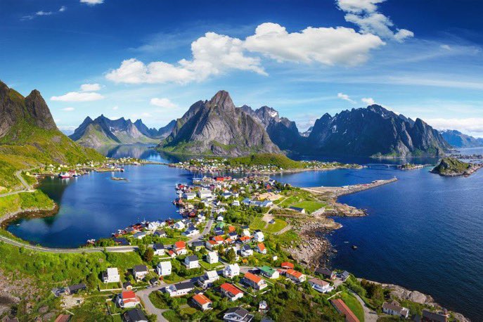 🇳🇴 NORWAY has become the first country in Europe to remove ALL Covid travel restrictions for vaccinated and unvaccinated.

In addition to removing entry restrictions, the country is also scrapping all domestic restrictions.

regjeringen.no/en/aktuelt/the…