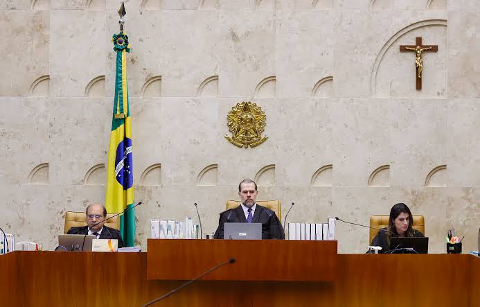 atlasmaximal's tweet photo. @MatteoC_137 @Ashley30781982 @ifzhrry "Na teoria e na prática"

Na prática: https://t.co/GStQV6V2Et