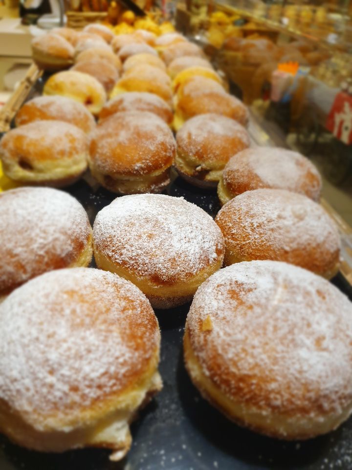 Ludo67210's tweet photo. 🛑 Arrêtez tout ! Il n'est jamais trop tôt pour des beignets maison  😇
Lequel goûterez-vous en premier ?
🤩 Confiture, Nutella, crème pâtissière
Retrouvez nos beignets à la confiture, au Nutella ou à la crème pâtissière https://t.co/SQ4d2LKIQU