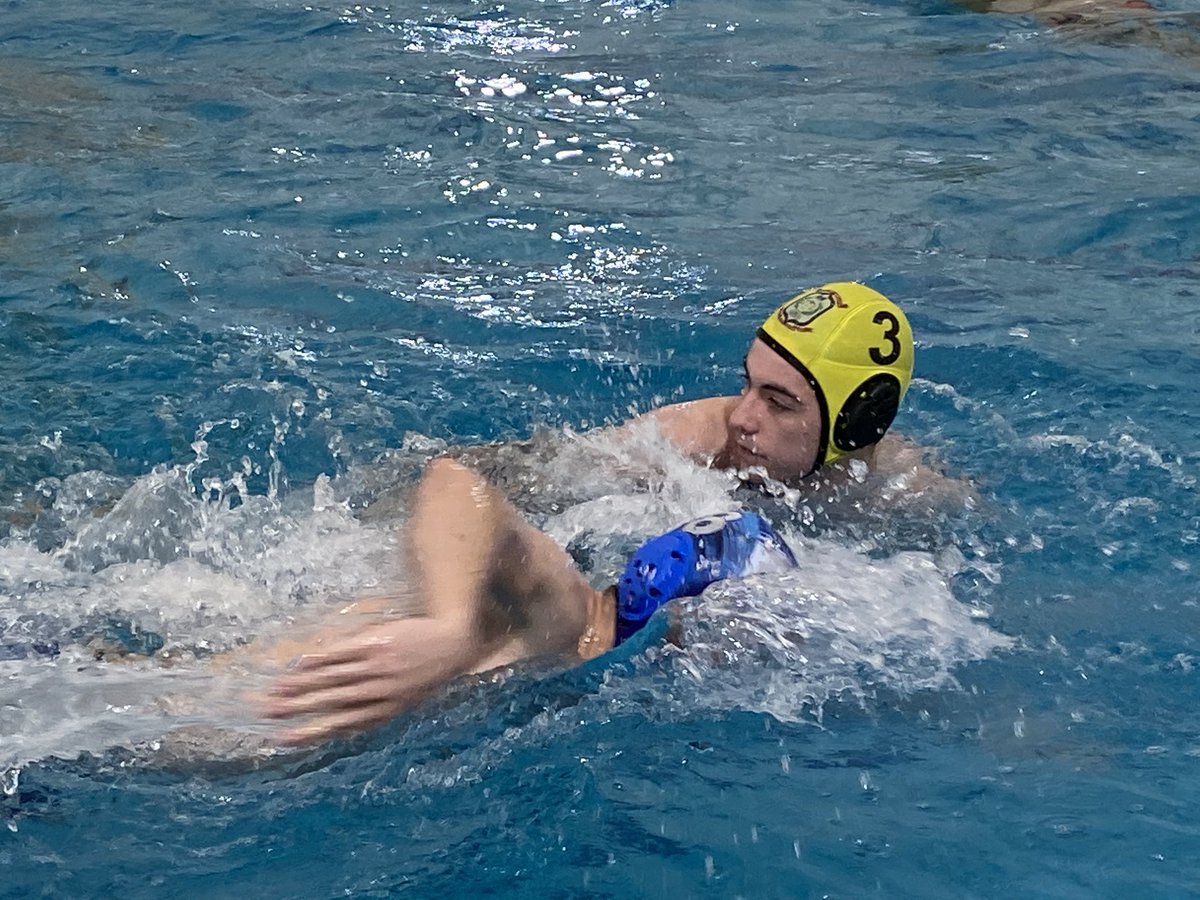 BrainsWaterpolo's tweet photo. El #equipo Juvenil Masculino #WPBrains comienza la fase II con #victoria en liga @fmn_oficial 

@Colegio_Brains 12 🆚 1 @Ciudad_Alcorcon 

👏👏👏chicos! 

#estamosaprendiendo
#seguimoscreciendo
#vamosBrains https://t.co/gbdeqicxZ7