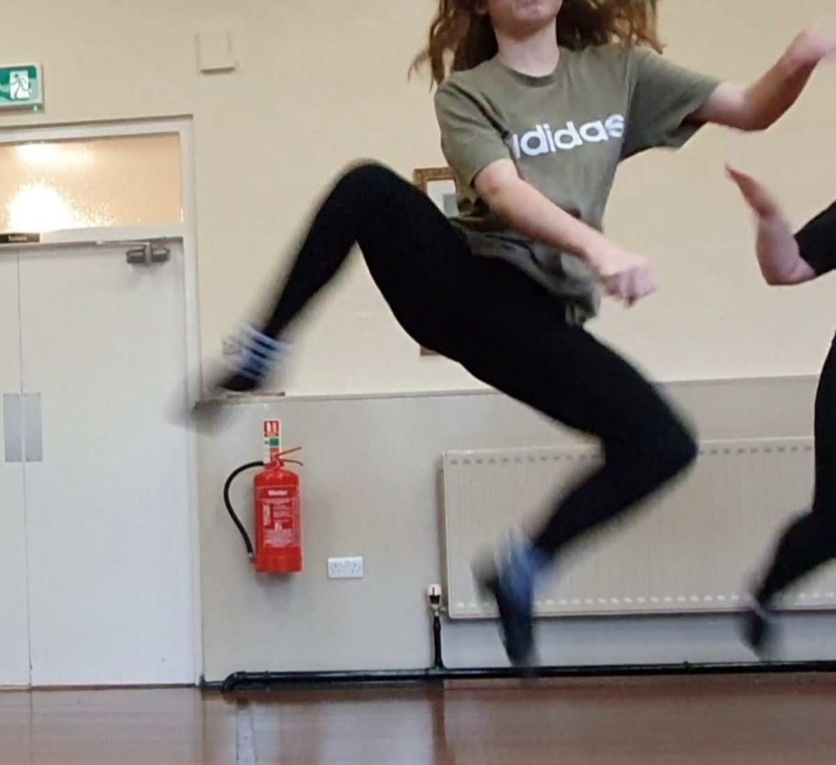 thomasam82's tweet photo. End of half term showcase! Super proud of her hard work ❤
Thanks to the awesome teachers at @TheatreWorks_Ac for their hardwork and support both on and off the dance floor 🥰 #theatreschool #confidence #mygirl https://t.co/qKXxuSNq1d
