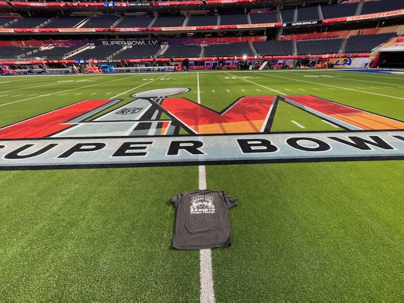 JohnJayFB's tweet photo. Just received the greatest text from Brendan Burger class of 2004. Let’s go Rams!!!! Brendan we are all so proud of you👍👏🏽🥲🏆. Check out the shirt. John Jay football made to the biggest sporting event in the world!!! https://t.co/zu8hQZTJ2l