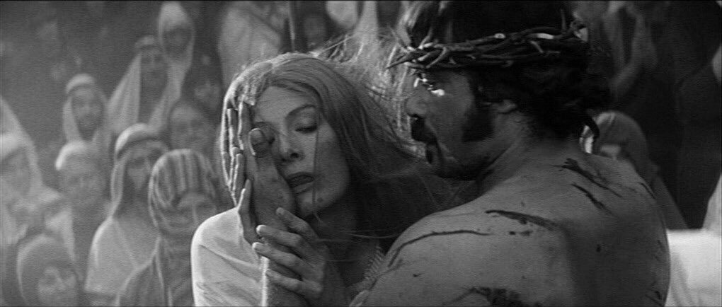 #OliverReed and Vanessa Redgrave “THE DEVILS” (1971) dir. Ken Russell