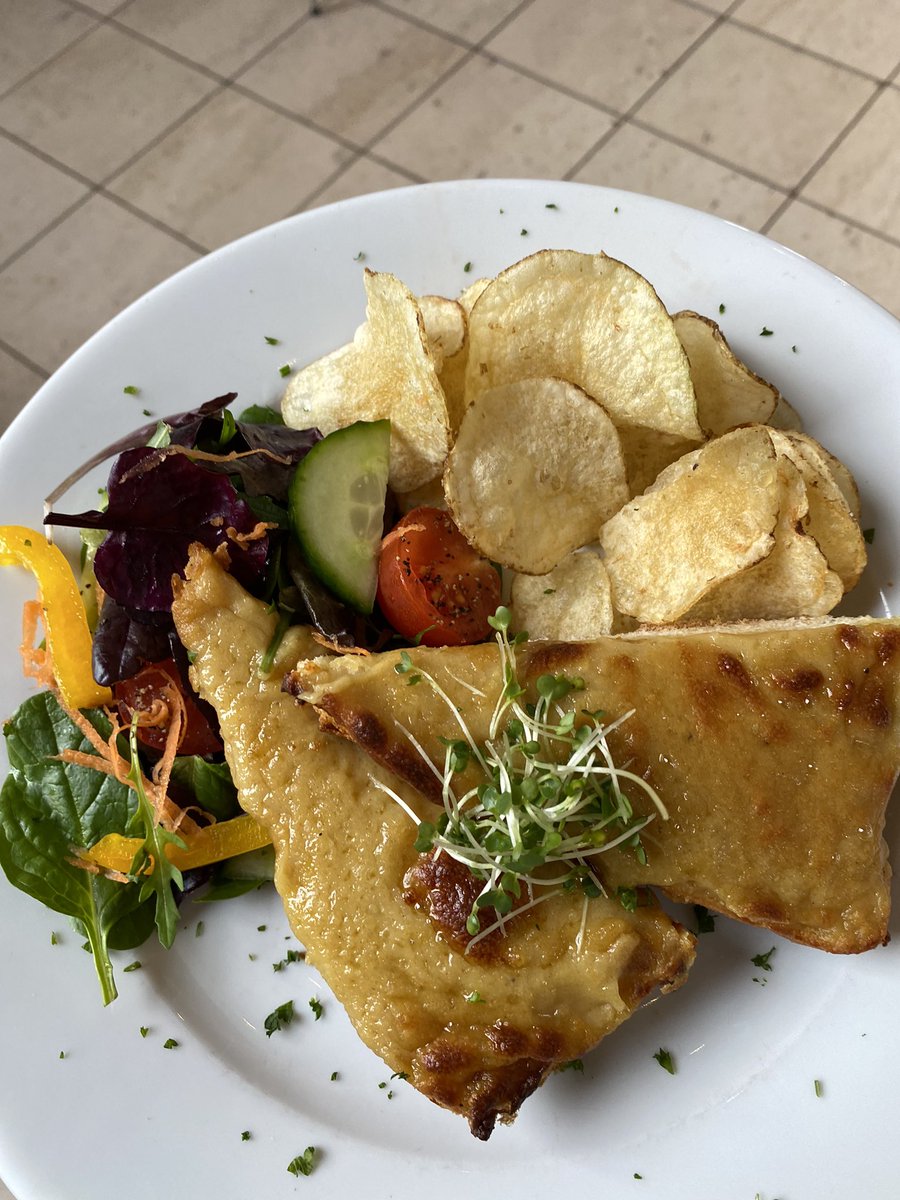 the_refectory_'s tweet photo. Our delish, golden rarebit π
Ein rarebit euraidd, blasus π
#stdavidsrefectory #stdavidscathedral #therefectory https://t.co/EMvf0GnTEK