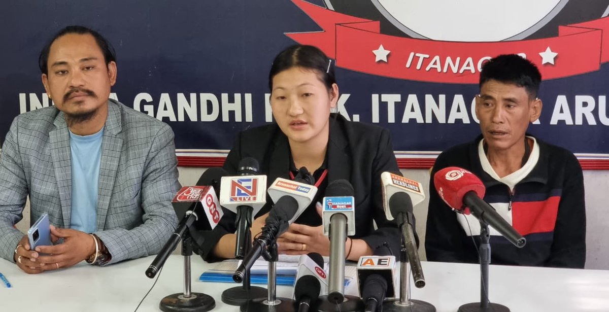 A native of Monigaon village in Arunachal Pradesh’s Shi-Yomi district was allegedly abducted by the Chinese People’s Liberation Army (PLA) in 2015. 
dcommunique.com/news/tapor-pul…
<a href="/KirenRijiju/">Kiren Rijiju</a> <a href="/PemaKhanduBJP/">Pema Khandu པདྨ་མཁའ་འགྲོ་།</a> <a href="/AmitShah/">Amit Shah</a>
