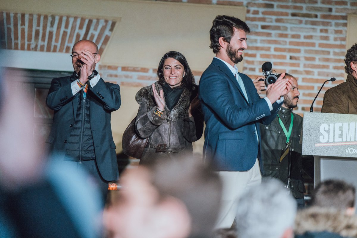 Macarena Olona tweet media