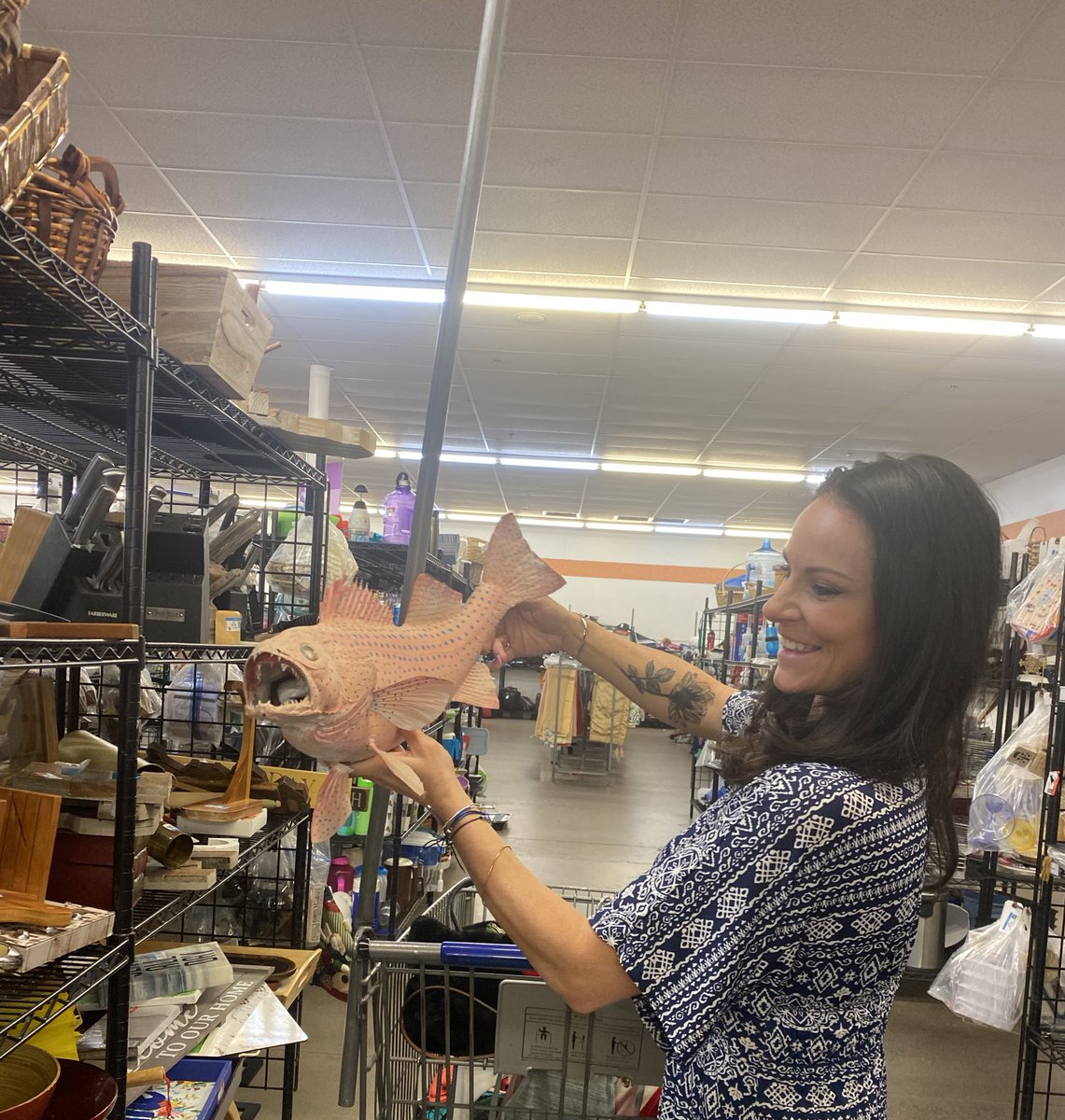 tatubabyyy's tweet photo. Goodwill with my mama today lmaooo https://t.co/cBOvVrQl1J