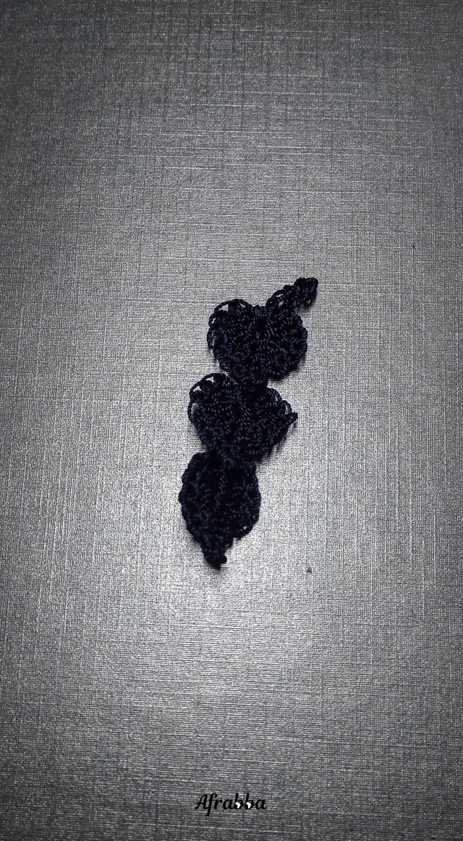 afrabba's tweet photo. 'Conjoined hearts' or 'Con-joined hearts'? 
Get it?😉

#afrabba #crochetedkeychains #crochetedkeyholder #colouredkeychains #keychainsinlagos #lightweightkeychains #heartkeychain https://t.co/yM8nGRCOQc