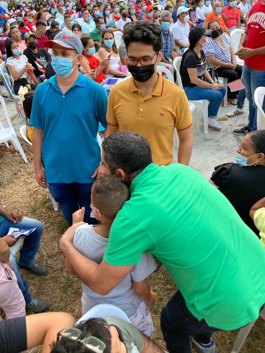 Continuamos nuestra campaña al Senado. Hoy volvimos a Baranoa y seguimos en nuestro recorrido por el Atlántico, con mi fórmula a la Cámara, <a href="/GerselPerez/">Gersel Pérez</a>, para seguir dialogando con la gente y llevando nuestras propuestas y gestiones, vota  <a href="/PCambioRadical/">Cambio Radical</a> y marca 3.  #cr3 #cr103