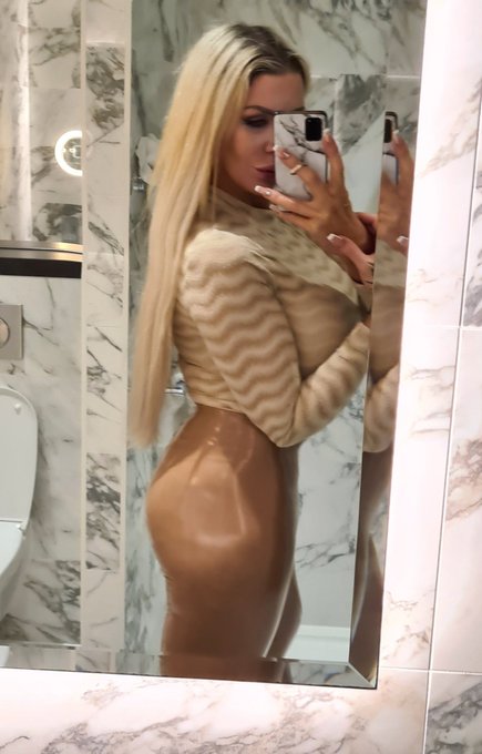 been working on my ass ...   #ass #butt #butters haha https://t.co/jeRTxA3BTb<a href="/tag/ass"class="tags">#ass</a><a href="/tag/butt"class="tags">#butt</a><a href="/tag/butters"class="tags">#butters</a>