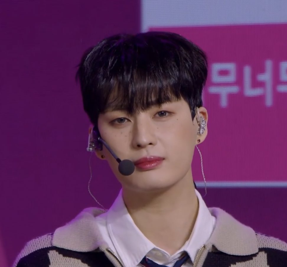 honbell_03's tweet photo. My screenshot 💛💛💛 
#UP10TION #helloloverslive #UP10TIONSweetValentinesDay #OvalentineO https://t.co/4y2OVACrde