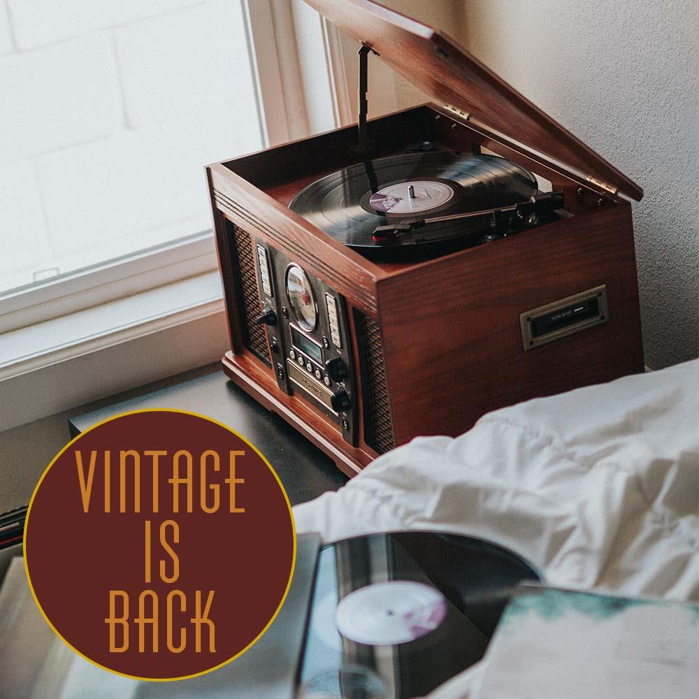 CShamonSells's tweet photo. Is there anything more nostalgic than listening to an old vinyl record on a big shaggy rug? Have you brought back vintage decor to your home?
Crystal Davis/ Align Right Realty Riverview https://t.co/UdX2FZWYCB