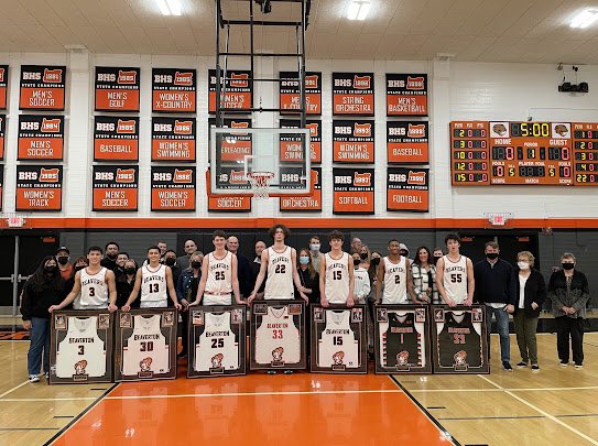 Big dub on senior night! Let’s keep it rolling beavers 🧡🖤 real special team.