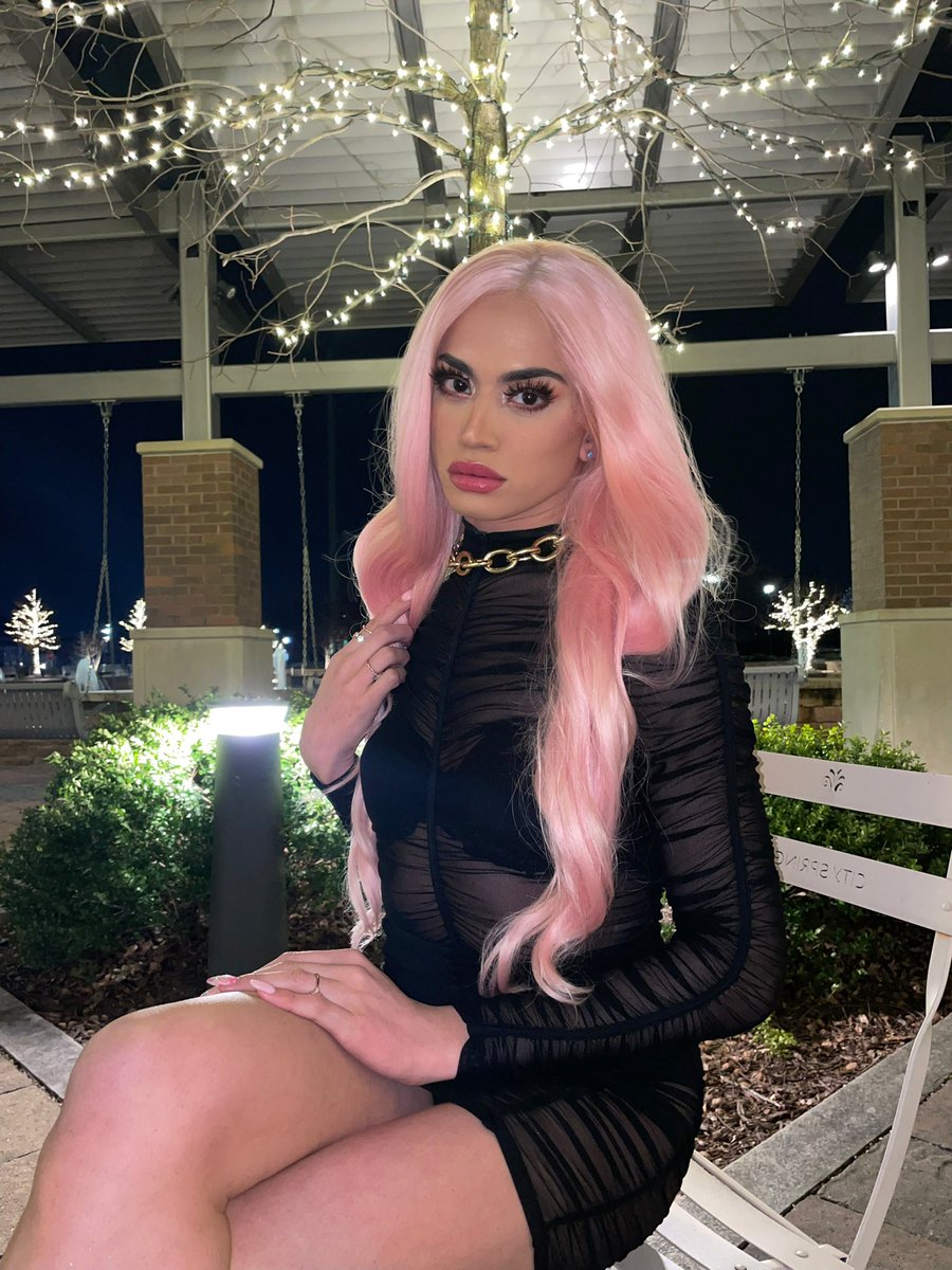 dollfacedjas's tweet photo. Sneak peek #transgirl https://t.co/NWDry4Oq8B