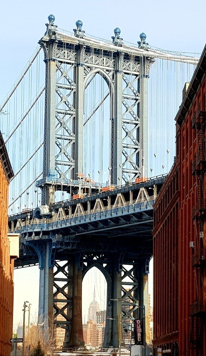Wij zijn na een inspiratiereis naar New York gemaakt te hebben al weer een week open, en vanaf nu zelfs weer 7 dagen van 11:00 tot 20:00 Reserveer, haal af, of kom gewoon spontaan langs! (Eigen foto!)