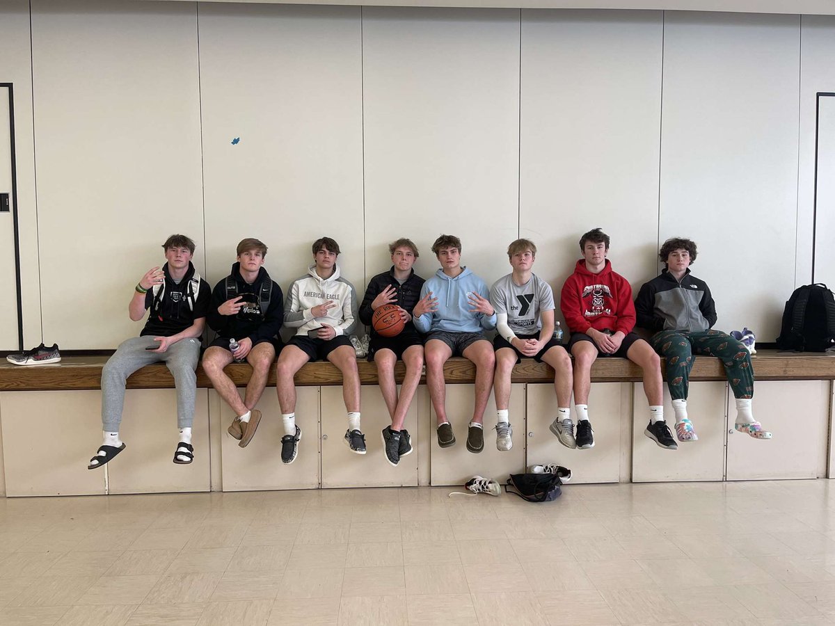 Final from Anderson 
10Deep 72
Flynn 50 

Improve to 4-1 on the year, the boys filled up the stat sheet today 

Top performers 
<a href="/WilbeckTanner/">Tanner wilbeck</a> 21pts 5reb 5stl 
<a href="/BrauBrady/">brady brau</a> 16pts 5reb 
<a href="/CreightonS33/">Creighton Scholting</a> 11pts 3reb 
<a href="/Braydenhodges27/">Brayden Hodges</a> 6pts 14reb 6ast