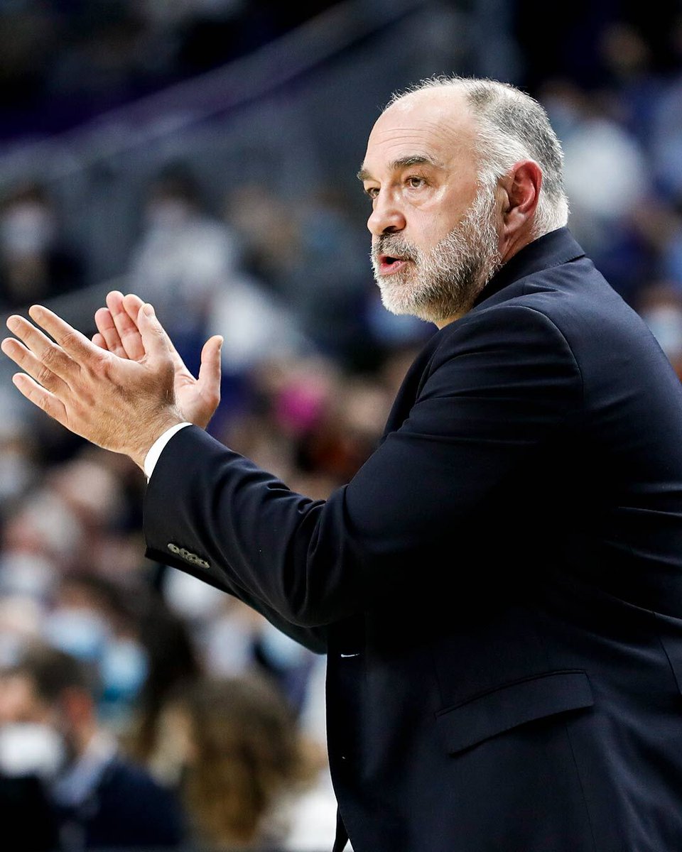 RMBaloncesto's tweet photo. 👏 @pablolaso ya es el técnico madridista con más victorias en la Liga: 3⃣6⃣2⃣. ¡Enhorabuena! https://t.co/gIRPEHy4Vx