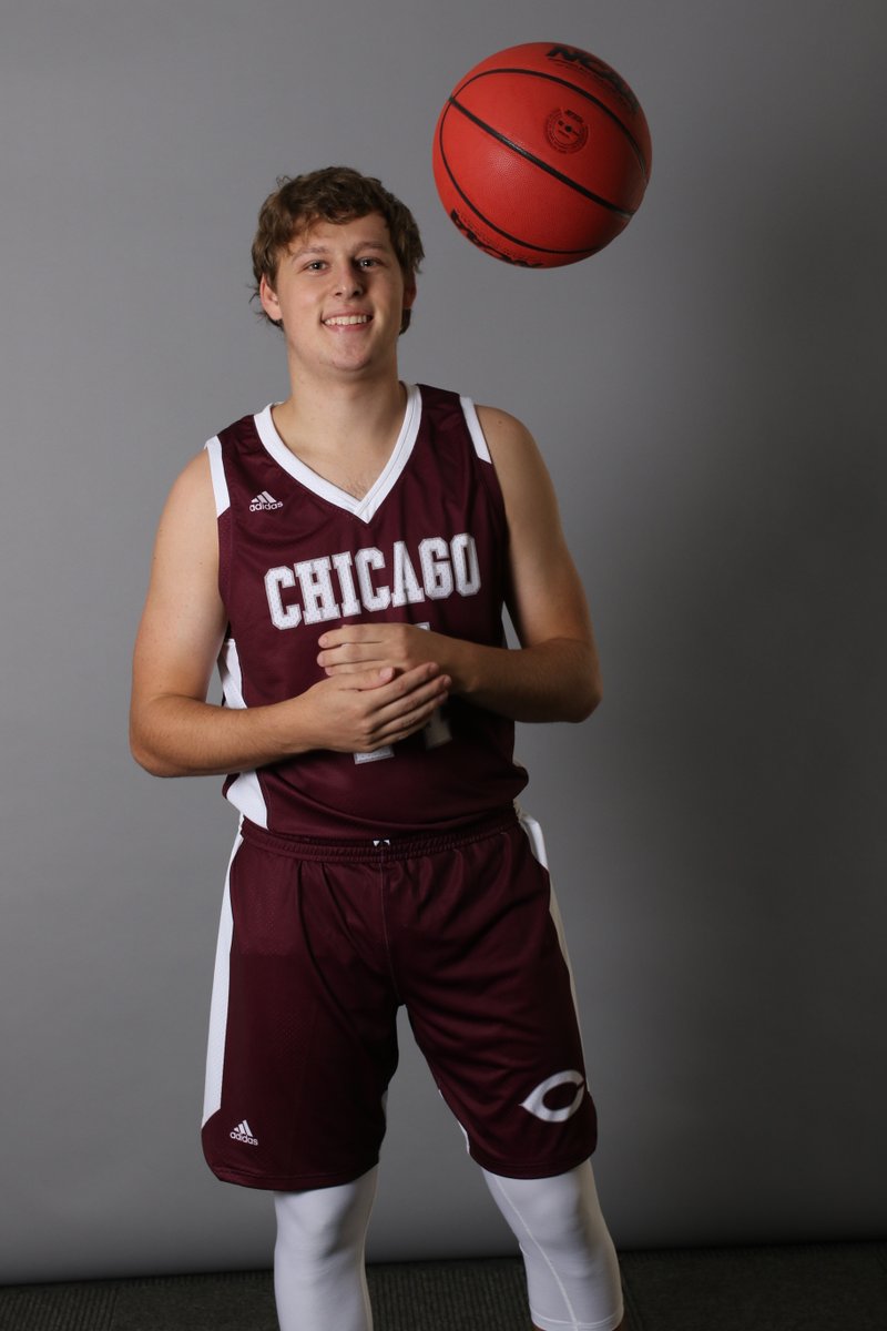 uchicagoath's tweet photo. Final: @UChicagoMBB defeated No. 18 Emory 84-79. Brandon Beckman led with 29 points followed by Zach Munson with 22
 
#MaroonMade #RollRoons AllIn https://t.co/04J0oPVRHW