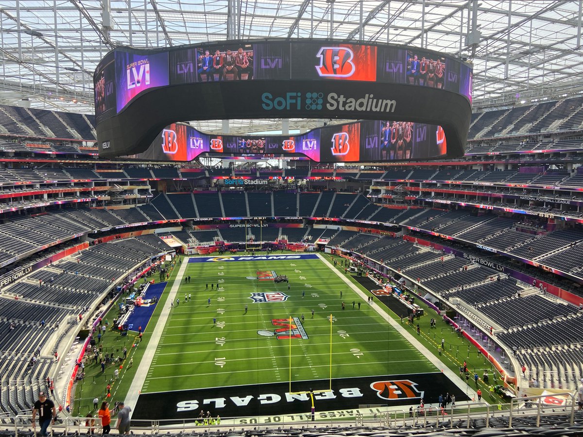 sheldonstash's tweet photo. SoFi Stadium https://t.co/iXUgbQffIv