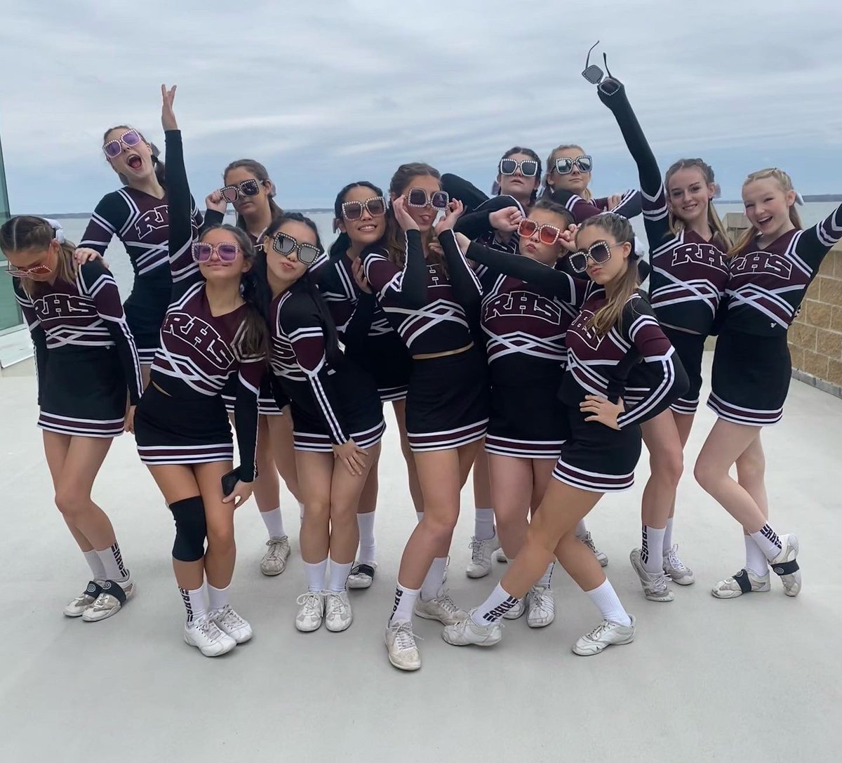 cheer_ridgewood's tweet photo. A zero deduction performance on day ✌🏻&amp; an overall score of 96.6%. Ridgewood Cheer placed 1st in their division at Reach the Beach!!🔥 We also had the second highest score of our entire award ceremony! What an incredible weekend! Thank you to everyone that made it possible ❤️ https://t.co/DQtEwjBhEw