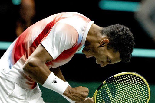 BertrandCizeau's tweet photo. Magistral ! Bravo @felixtennis pour cette magnifique victoire contre Tsitsipas et ton 1er titre sur le circuit ATP. De nombreux points marqués au soutien de ton projet pour les enfants au Togo, que nous sommes fiers d’accompagner👏👏👏 @BNPParibas https://t.co/5xdgeojvAi