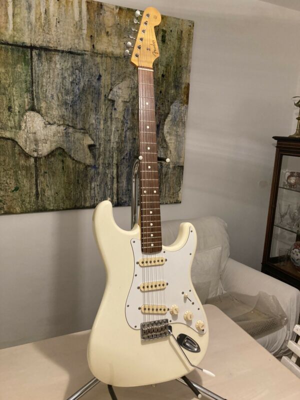 Electric Guitar Vintage Fender Stratocaster Made in Japan, E962279 1984-86

Ends Mon 14th Feb @ 8:21pm

ebay.co.uk/itm/Electric-G…

#ad #electricguitars #guitars