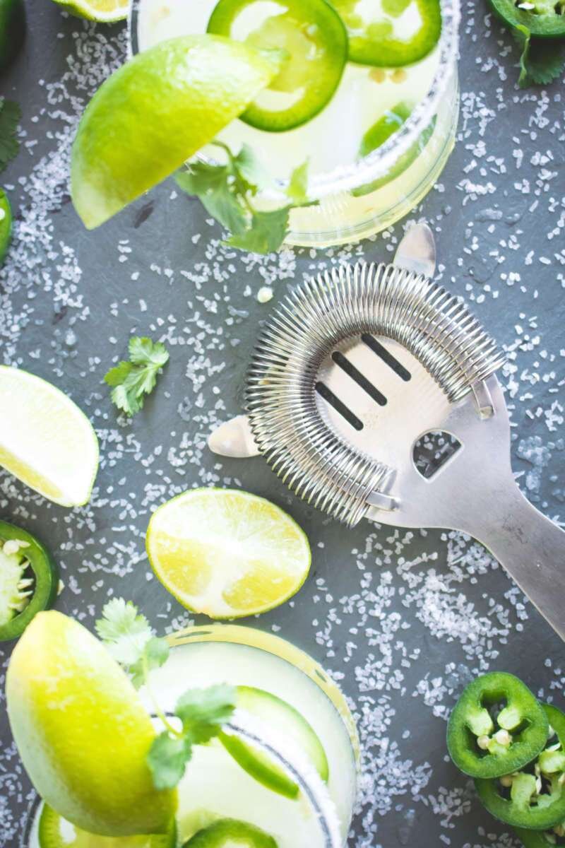 thisismeldrake's tweet image. WARNING:  If you make this Spicy Margarita, everyone will want more because it's so damn good! #cocktails #happyhour #DAMNGOODcocktails

COCKTAIL RECIPE ➡️: sbee.link/xepwaruhf7