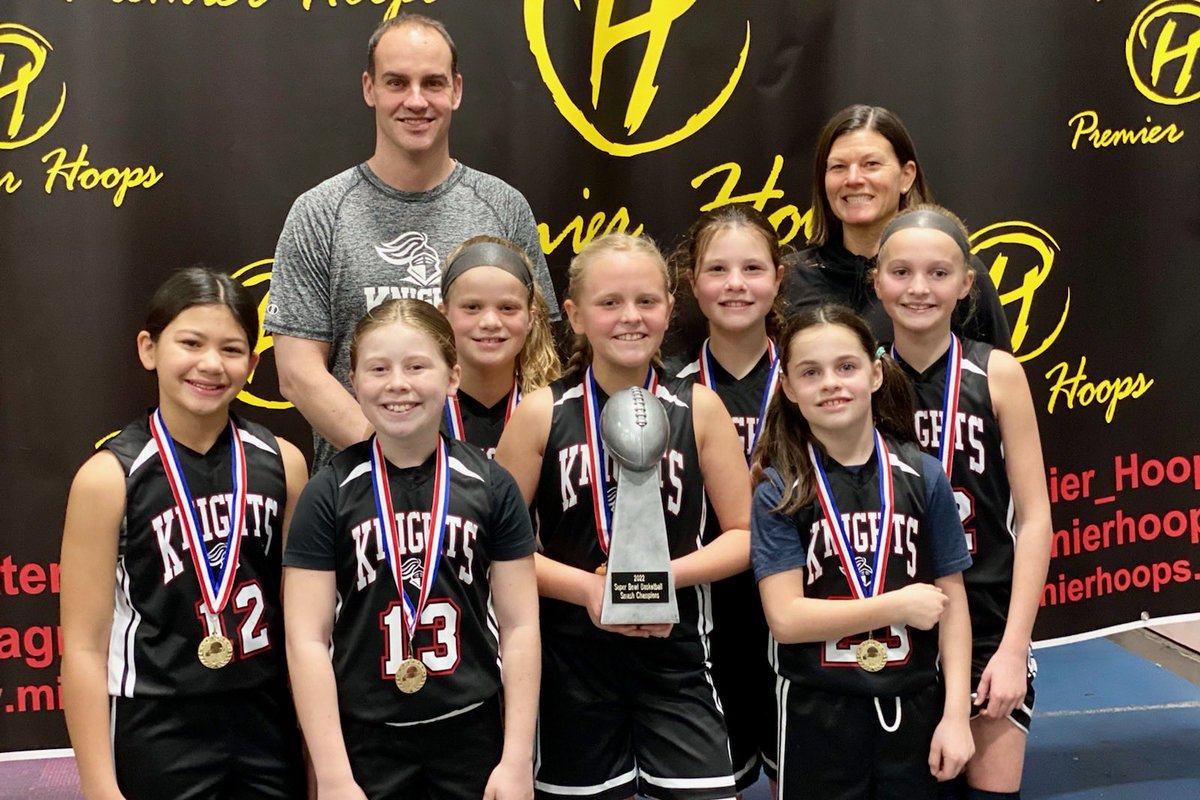 kshoe13's tweet photo. Proud of the girls for winning the 4th grade division at the Super Bowl Smash! ⁦@KBAfamily⁩ https://t.co/9rMyE99qu9