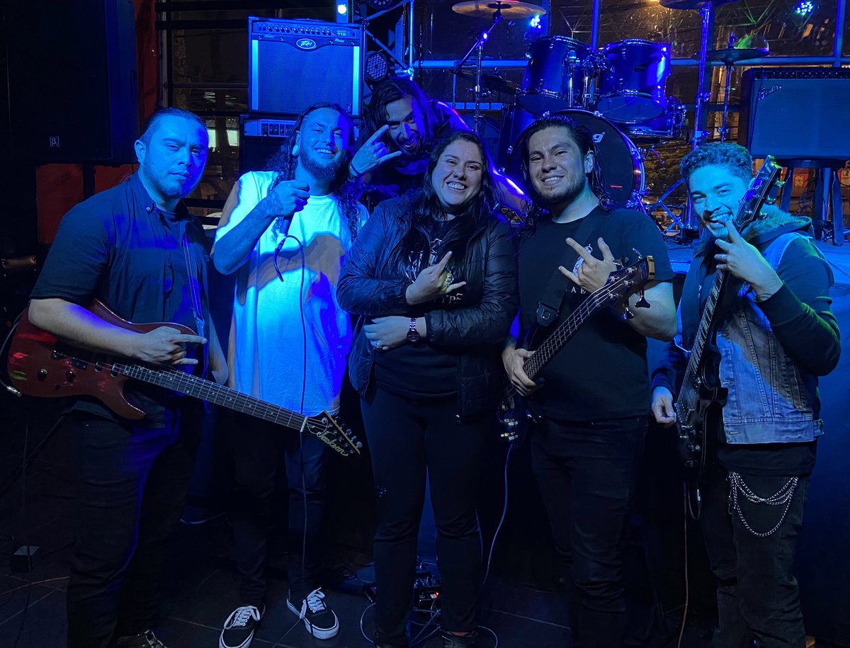 EdnaBu🖤 tweet media